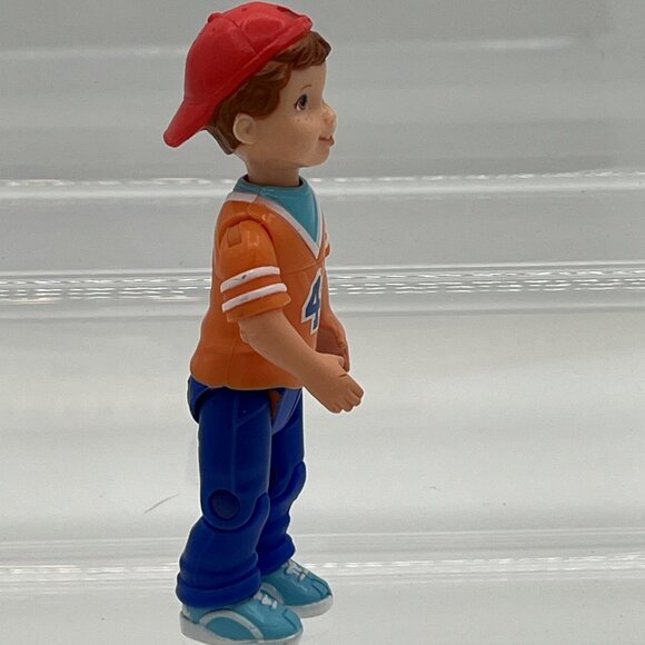 Fisher-Price Loving Family Dollhouse Boy Brother Doll Figure Baseball Cap 2002 - Picture 2 of 6